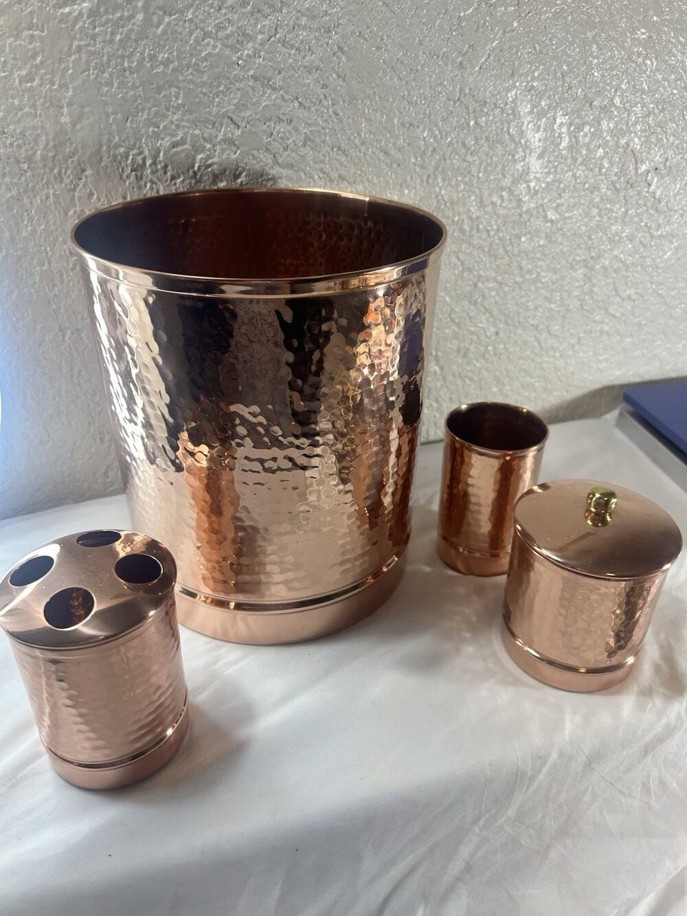 Copper Bathroom Set 4 Peice New